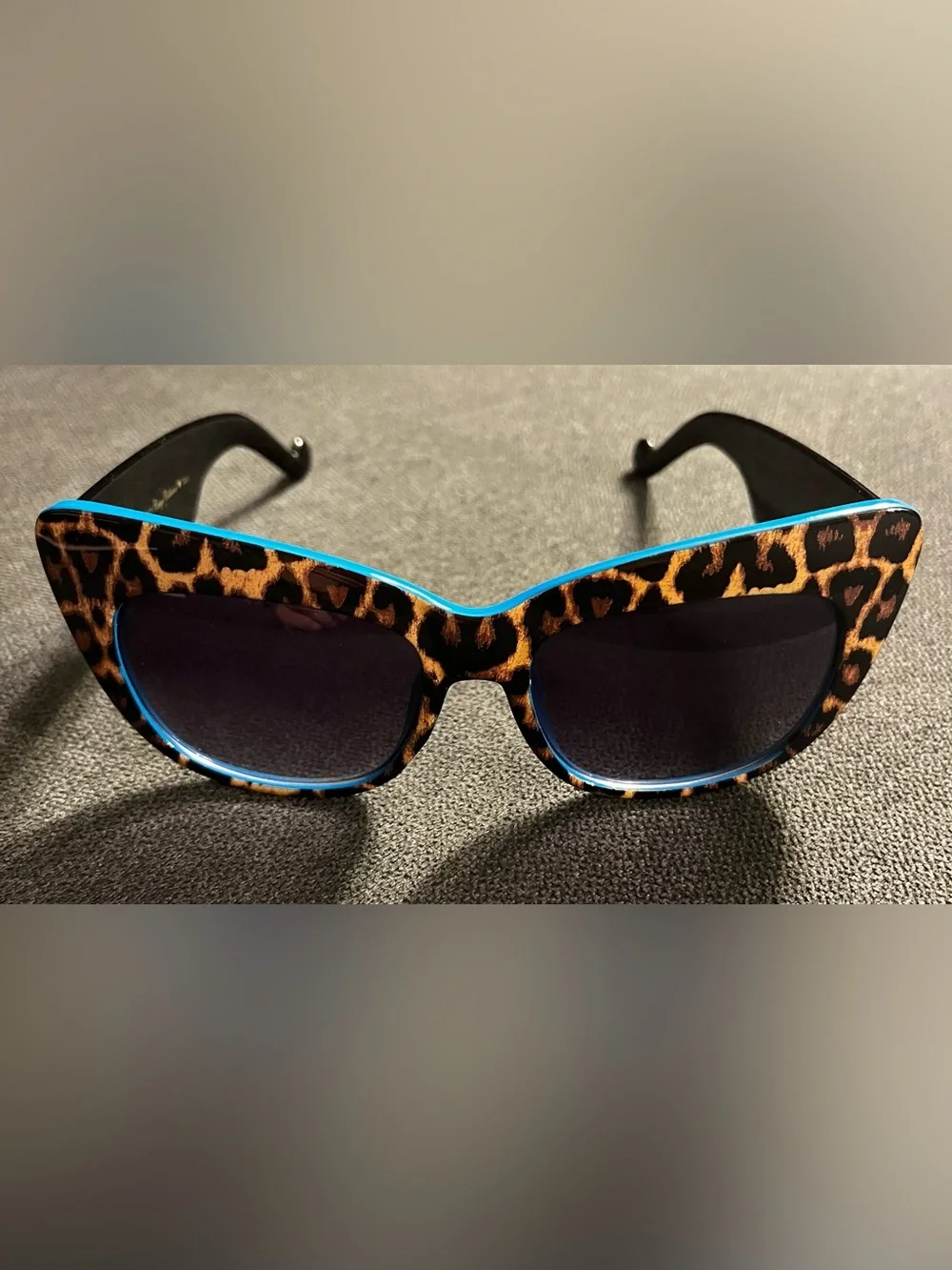 Leopard Print Cat-Eye Sunglasses